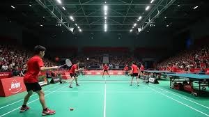 职业选手的孤独：在概率与波动的海洋中漂流。（职业选手的孤寂：漂泊于概率与波动之海。）