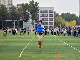 由@PrimeHydrate Hydration呈现 来源：猛龙官方推特周一篮球夜即将开战 🔜